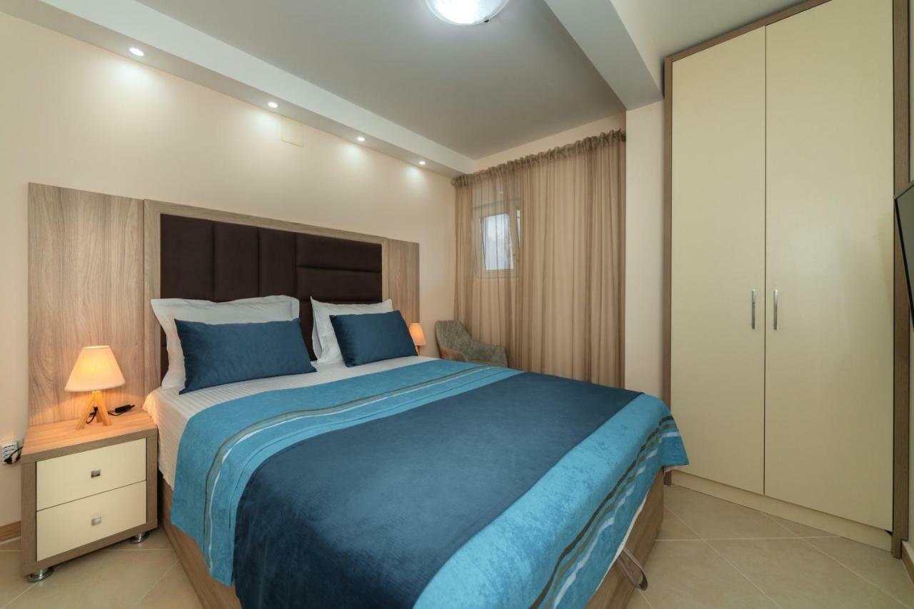Apartmani Tref Petrovac Exterior photo